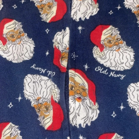 OLD NAVY 3-6M Christmas Santa baby onesie - Picture 3 of 4
